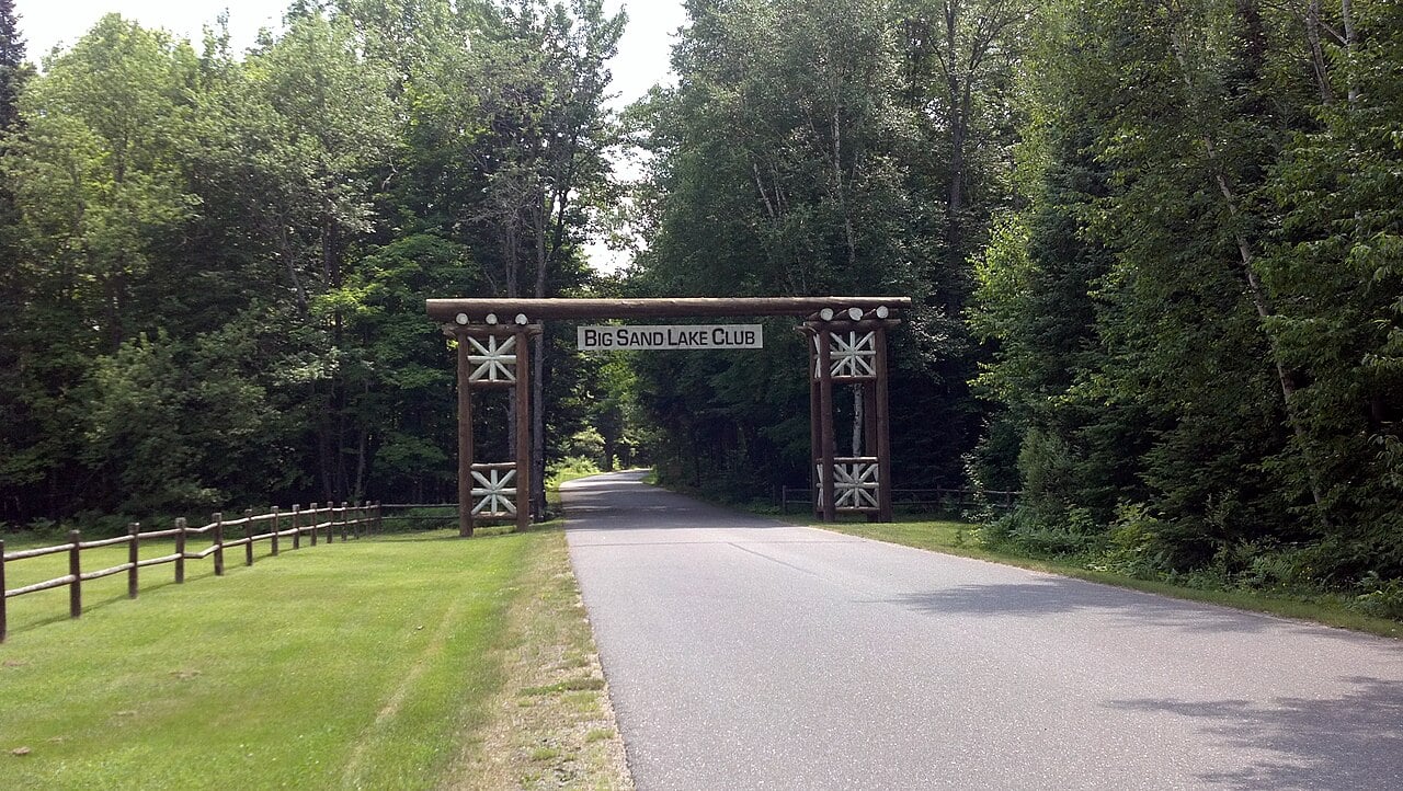 Sand Lake Gate Trail