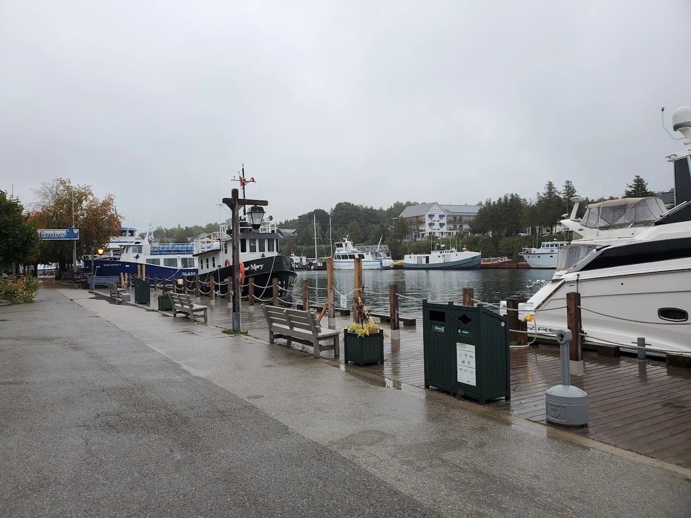 Tobermory Marina Store