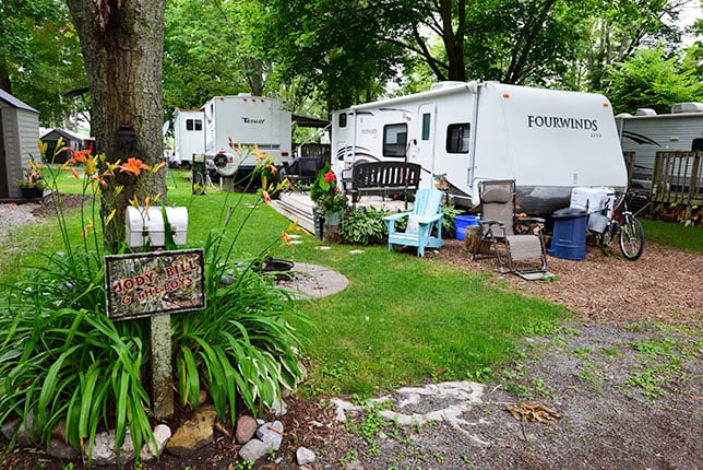 Lakefield Camp & Park Store