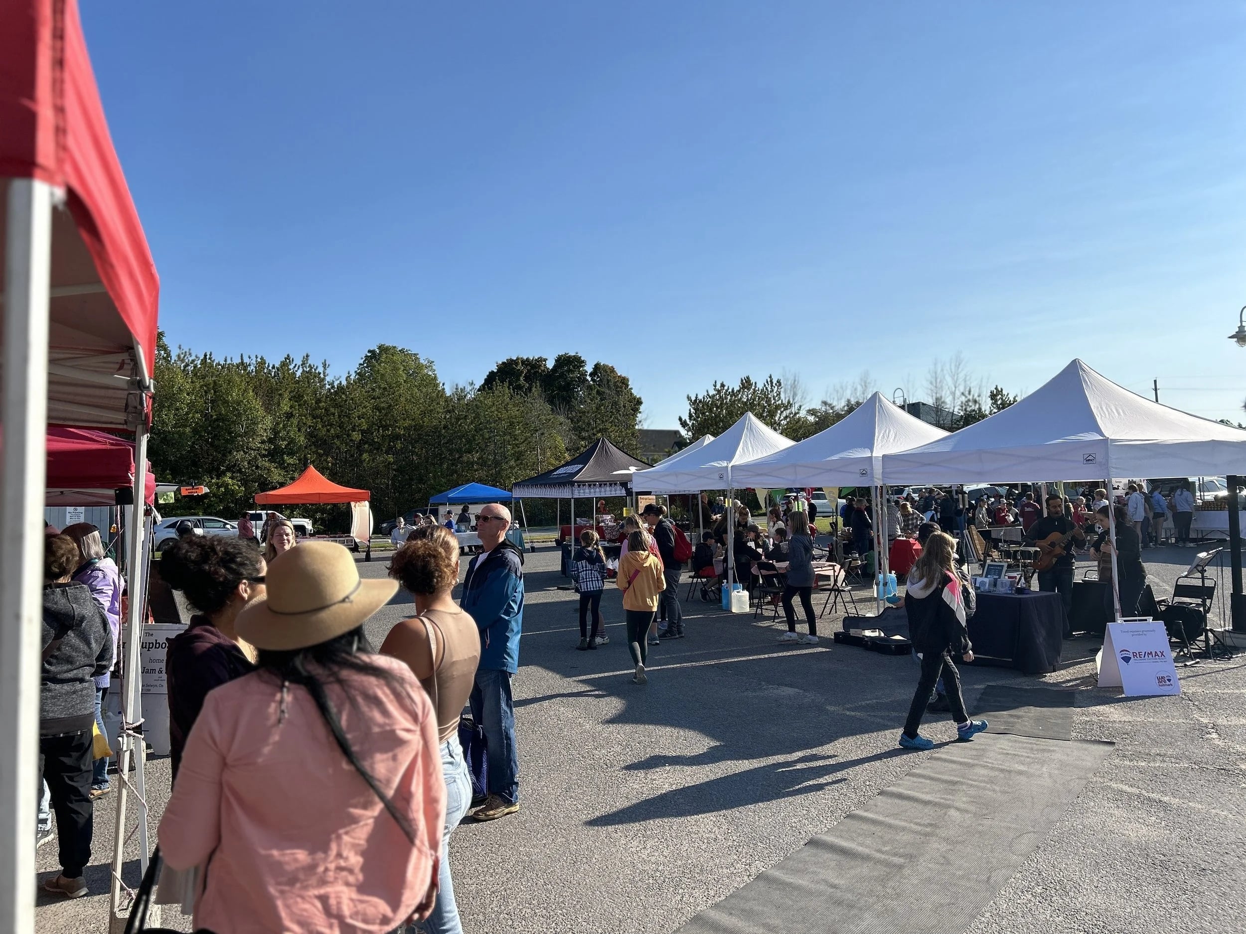 Lakefield Farmers Market