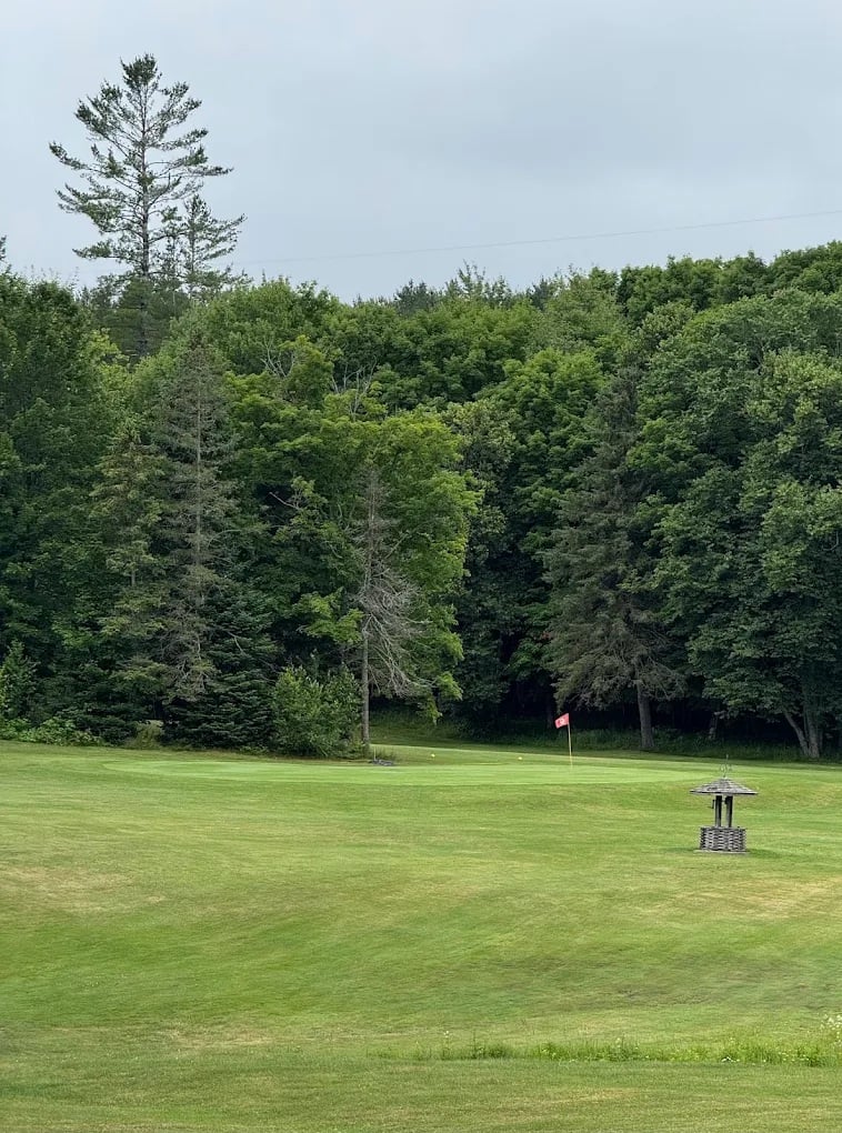 Bracebridge Golf Club & Driving Range