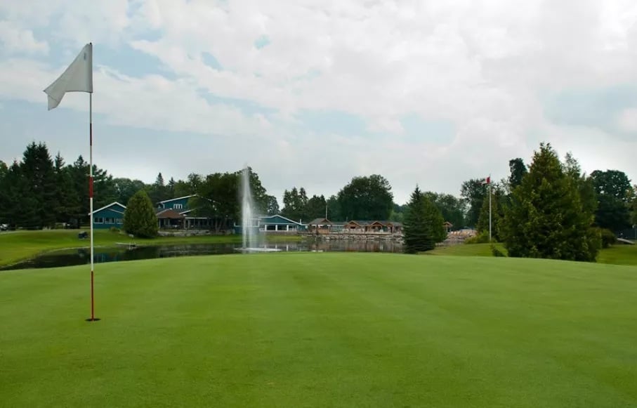 Six Foot Bay Resort & Golf Course