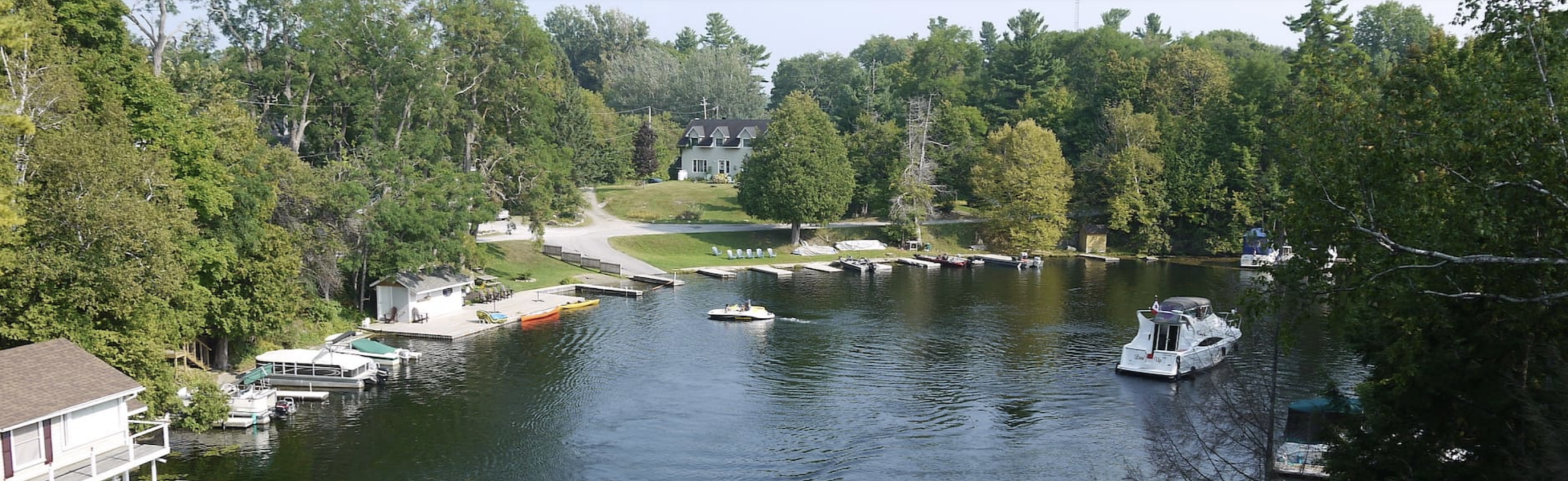 Rideau Ferry Harbour & Public Wharf