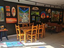 Backstreet Gallery, Galerie De La Ruelle