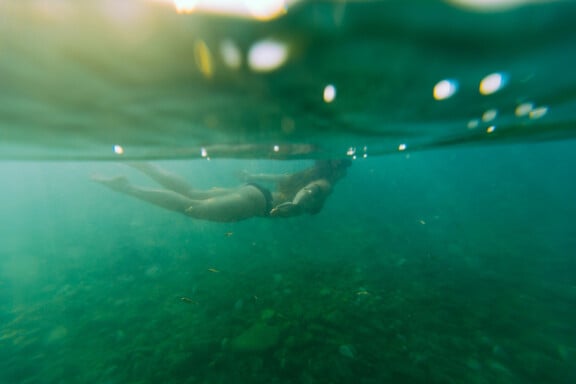 swim_women_home