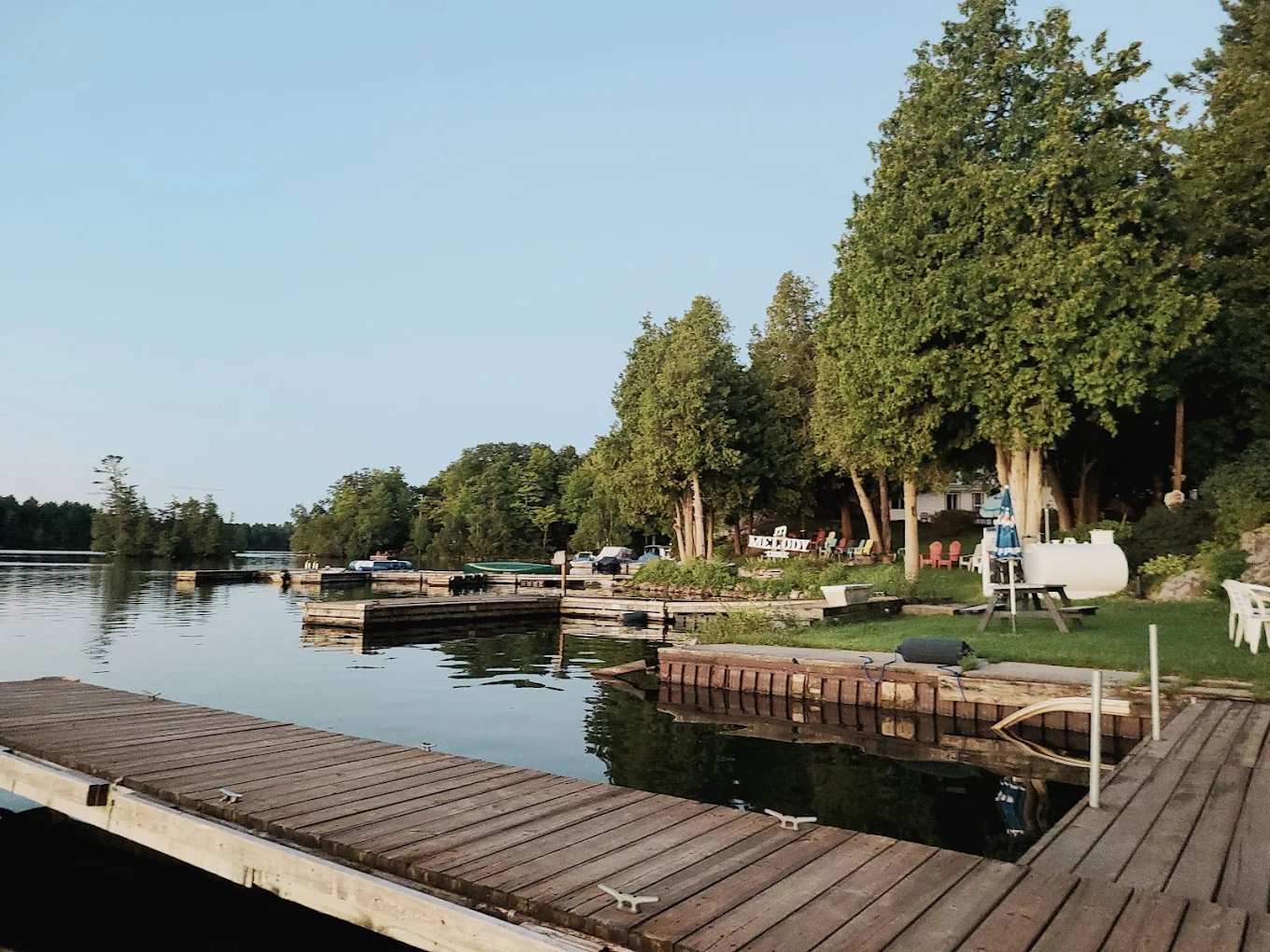 Melody Lodge and Marina