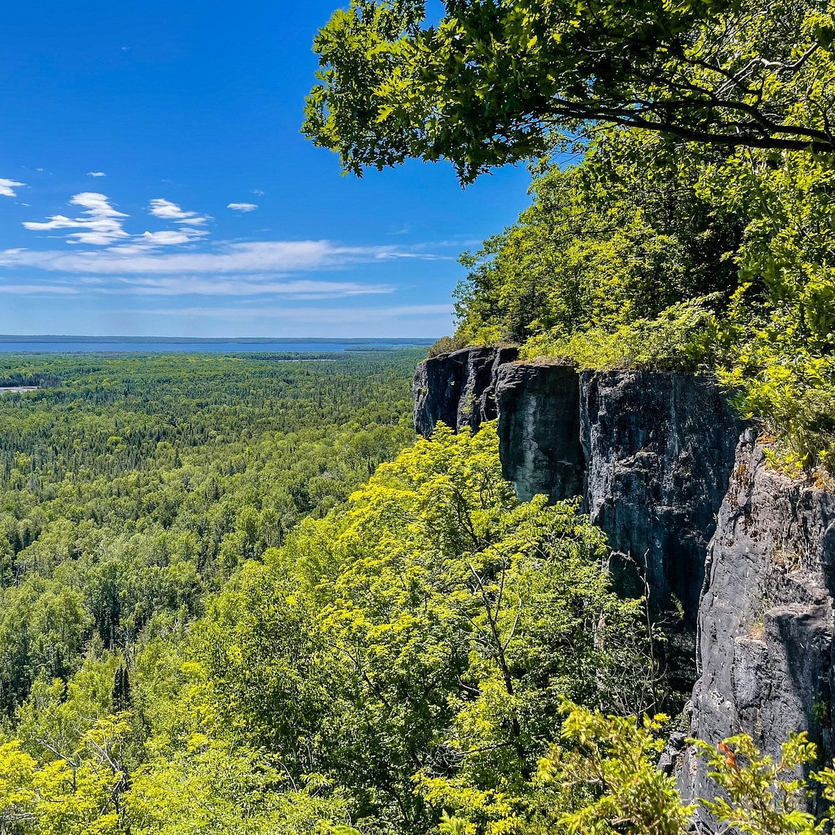 Cup and Saucer Trail Viewpoint