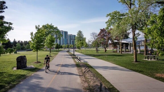 waterfront-path_row