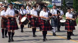 Kincardine Scottish Pipe Band Parade