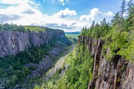 Ouimet Canyon Provincial Park